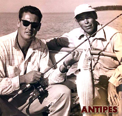 Ted Williams a pesca con un suo modello 400